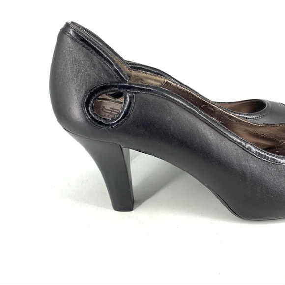 Sofft Women 9.5 High Heels Black Leather Peep Toe Slip On Shoes Career Pumps - Picture 2 of 10